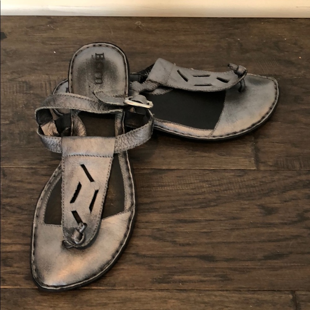 Born gray metallic sandals
